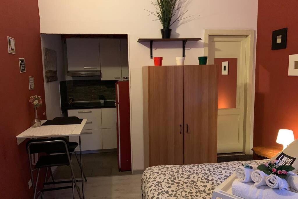 "Little Sicilian Home"-Room With A Private Bathroom & Kitchen -Fridge - And Shared A Beautiful Terrace On Hostel Taormina Center Экстерьер фото