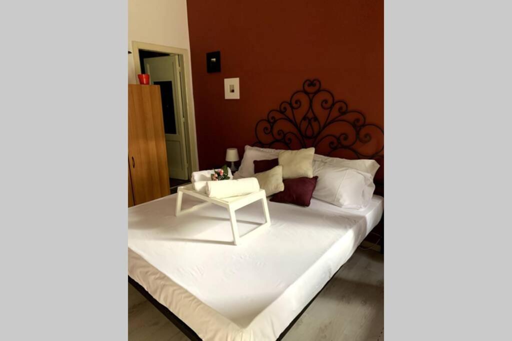 "Little Sicilian Home"-Room With A Private Bathroom & Kitchen -Fridge - And Shared A Beautiful Terrace On Hostel Taormina Center Экстерьер фото